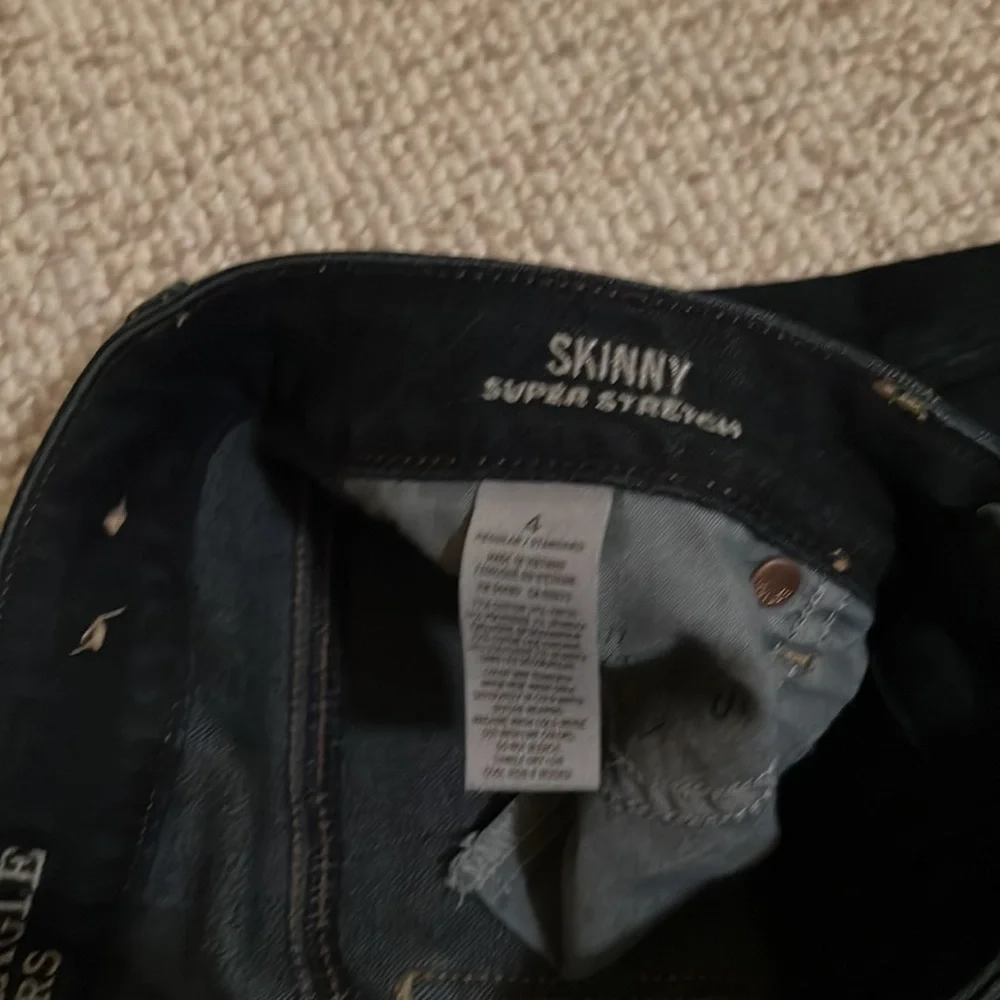 American Eagle jeans size 4 super stretch skinny - Picture 3 of 6